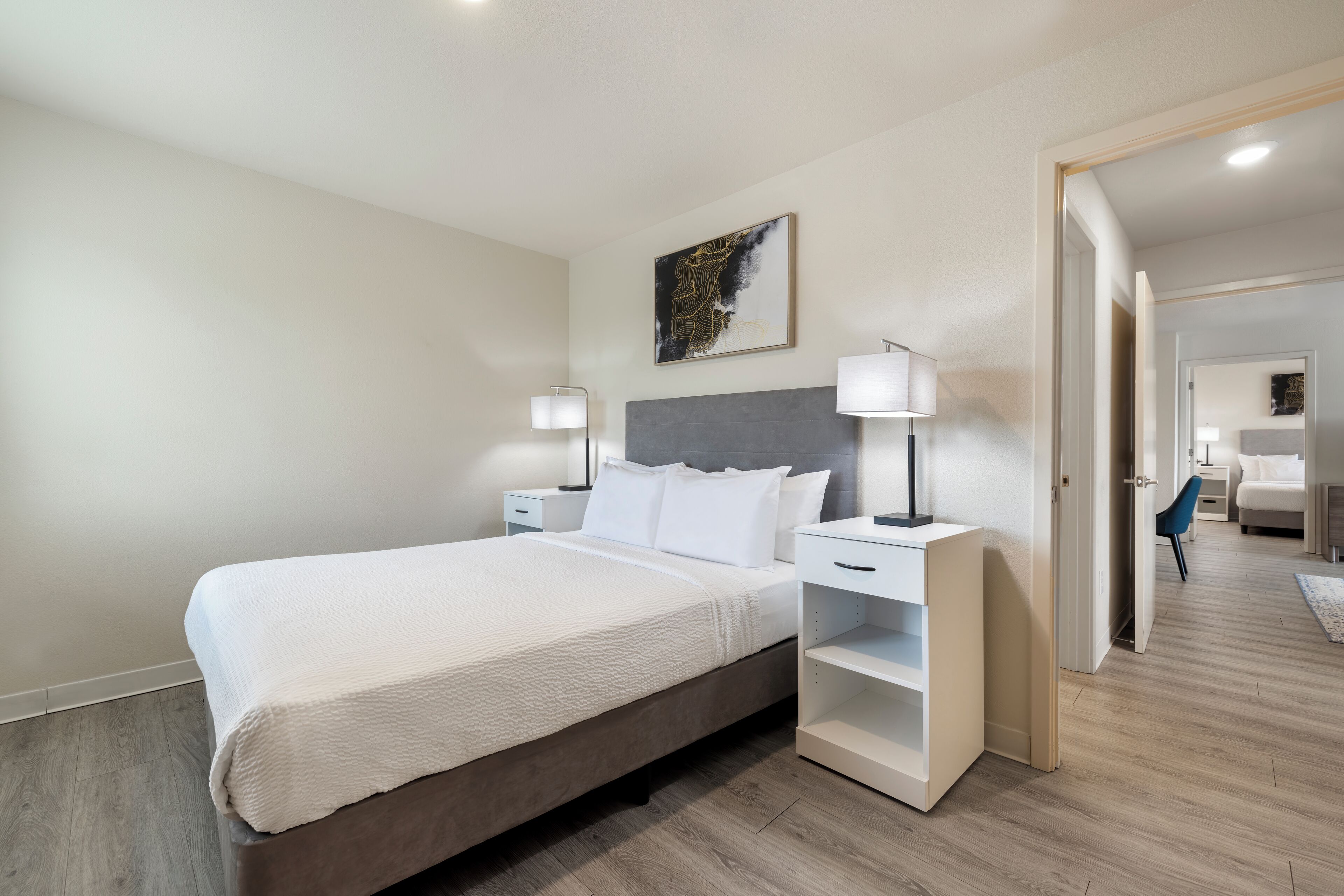 Photo - Soka Suites Dallas - Las Colinas