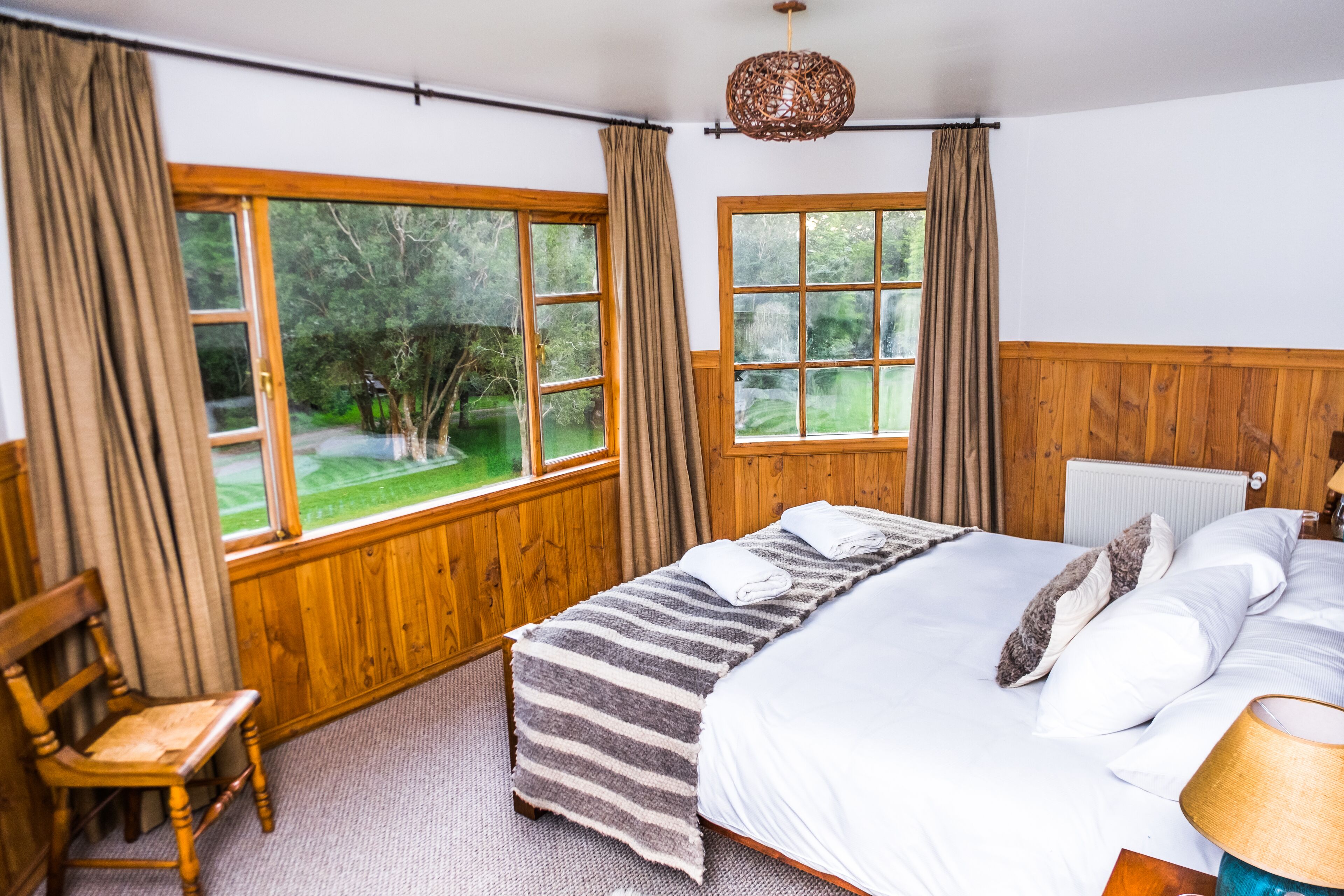In-room safe, rollaway beds (surcharge), bed sheets