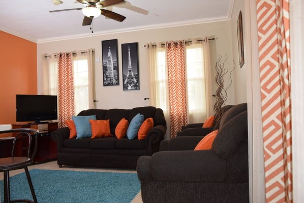 Apartment, 1 King Bed, Non Smoking | Living room | Plasma TV - Winchester 07A by Pro Homes Jamaica (Kingston)