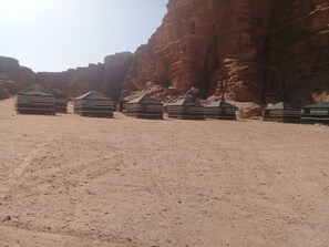 Facciata della struttura