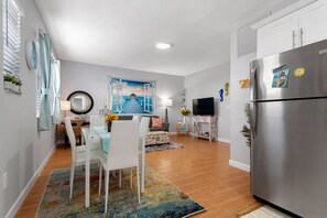 Ground Floor Apartment | Living room | 45-inch flat-screen TV with digital channels, TV - Deluxe Beach Apt (Miami Beach)