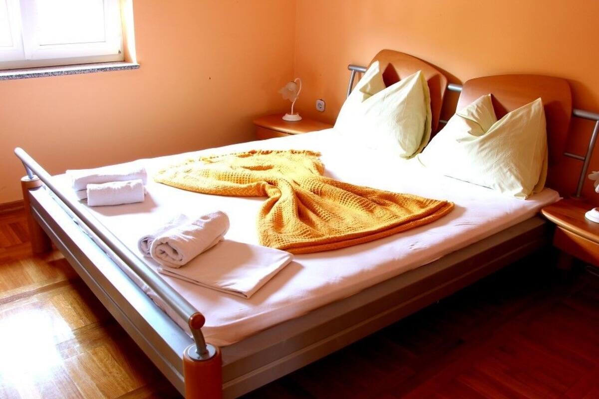 Cobertura | 1 quarto, ferros/tábuas de passar roupa, berços (sobretaxa)