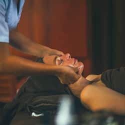 Salas de tratamiento para parejas y tratamientos corporales