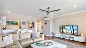 Departamento, varias camas, para no fumadores | Área de sala de estar