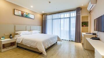 Desk, blackout curtains, rollaway beds, free WiFi