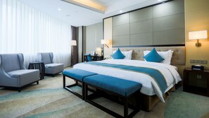 Habitación doble Elite | Ropa de cama de alta calidad y caja de seguridad en la habitación 