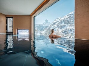Outdoor pool - Chalet Hotel Schoenegg (Zermatt)