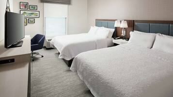 Down comforters, in-room safe, desk, blackout drapes