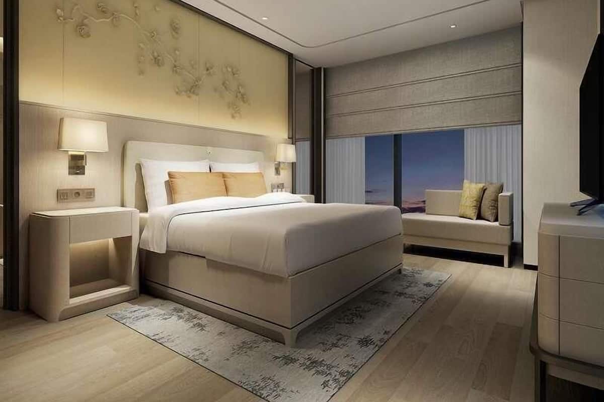 Habitación Deluxe, 1 cama de matrimonio grande, fumadores, vistas al río | Colchones con acolchado adicional, minibar, caja fuerte y escritorio