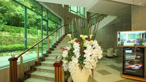 Staircase - Grand Villa Hotel (Guangzhou)
