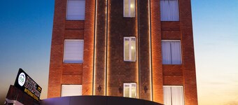 Hotel Dolphin International