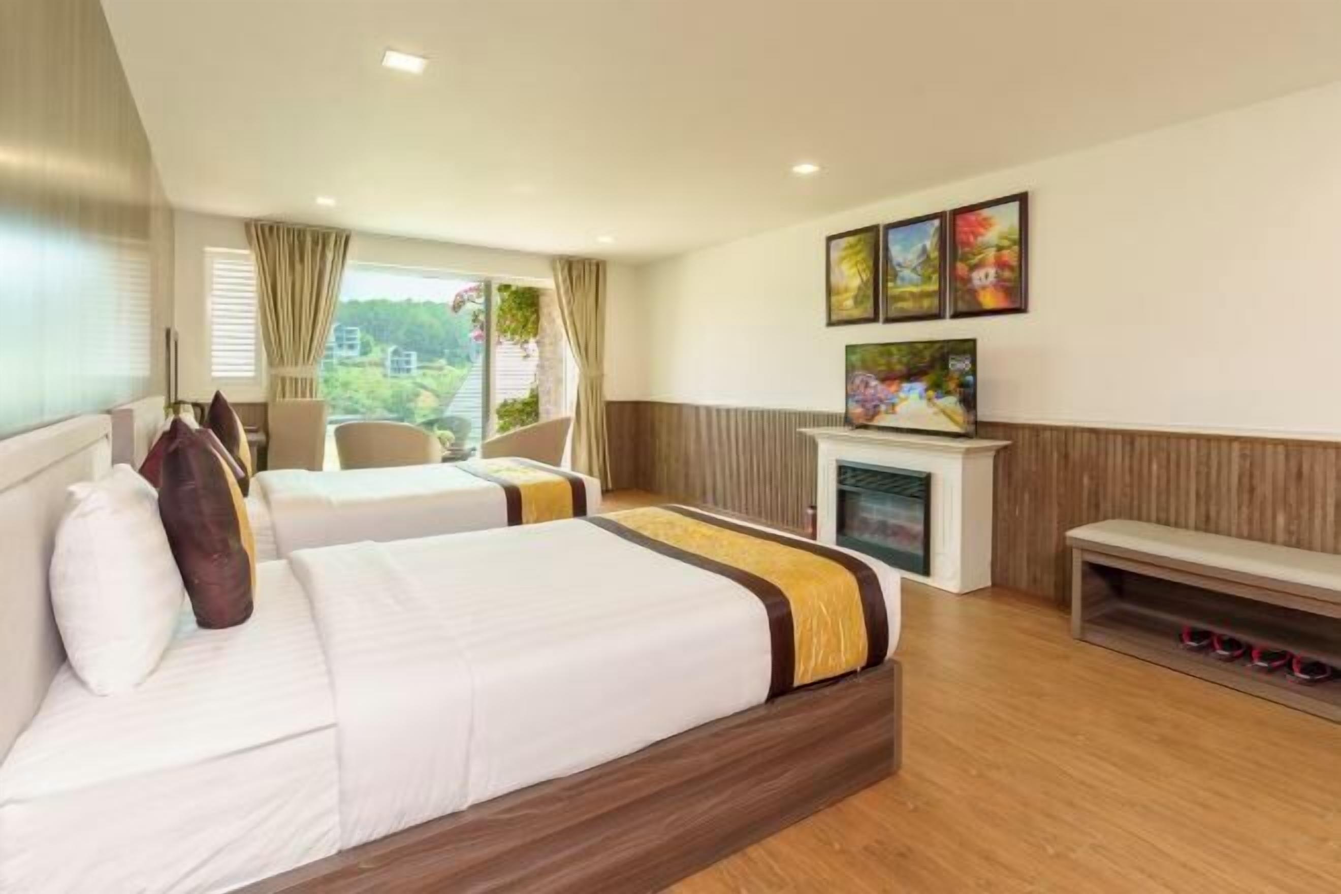 迷你吧、客房内保险箱、特色家居、办公桌