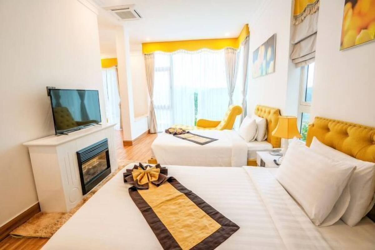 1 dormitorio, minibar, caja fuerte y mobiliario individual