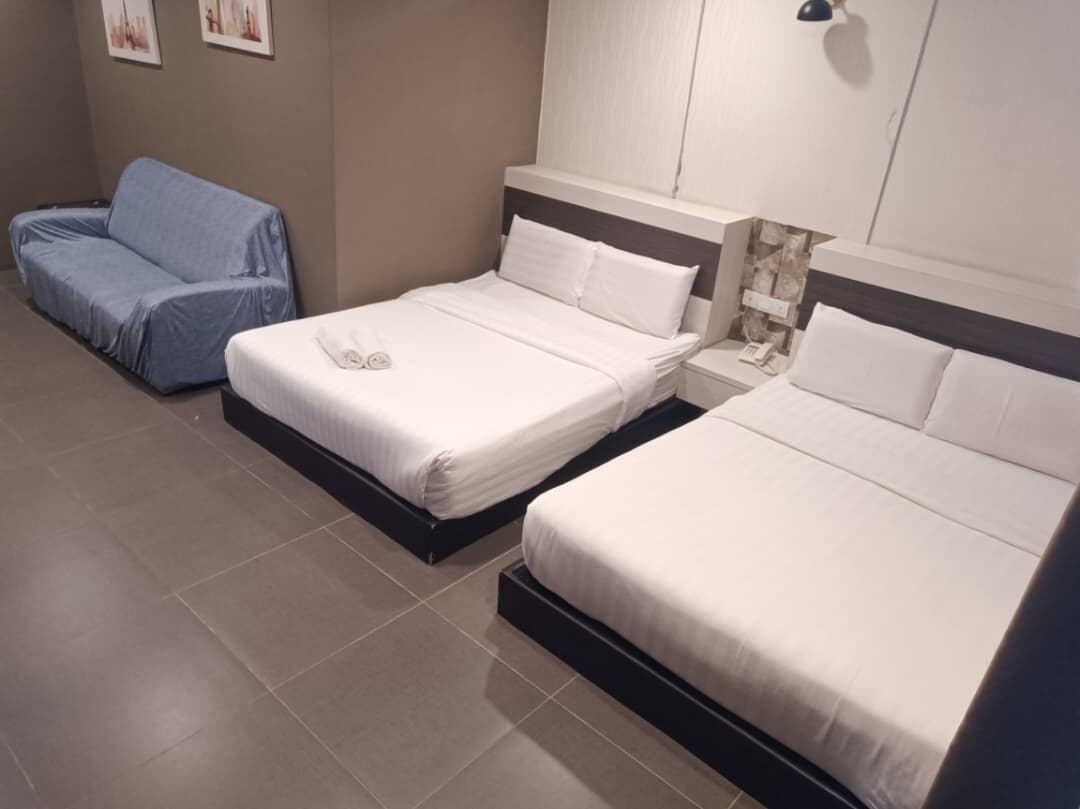 Suite (Double Queen) | Schreibtisch, Bügeleisen/Bügelbrett, kostenloses WLAN, Bettwäsche