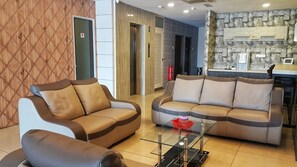 Lobby sitting area - Kampar Boutique Hotel - Kampar Sentral (Kampar)