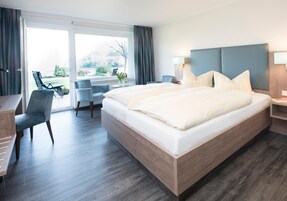 舒适双人房, 露台 | 办公桌、笔记本电脑工作区、免费 WiFi、床单