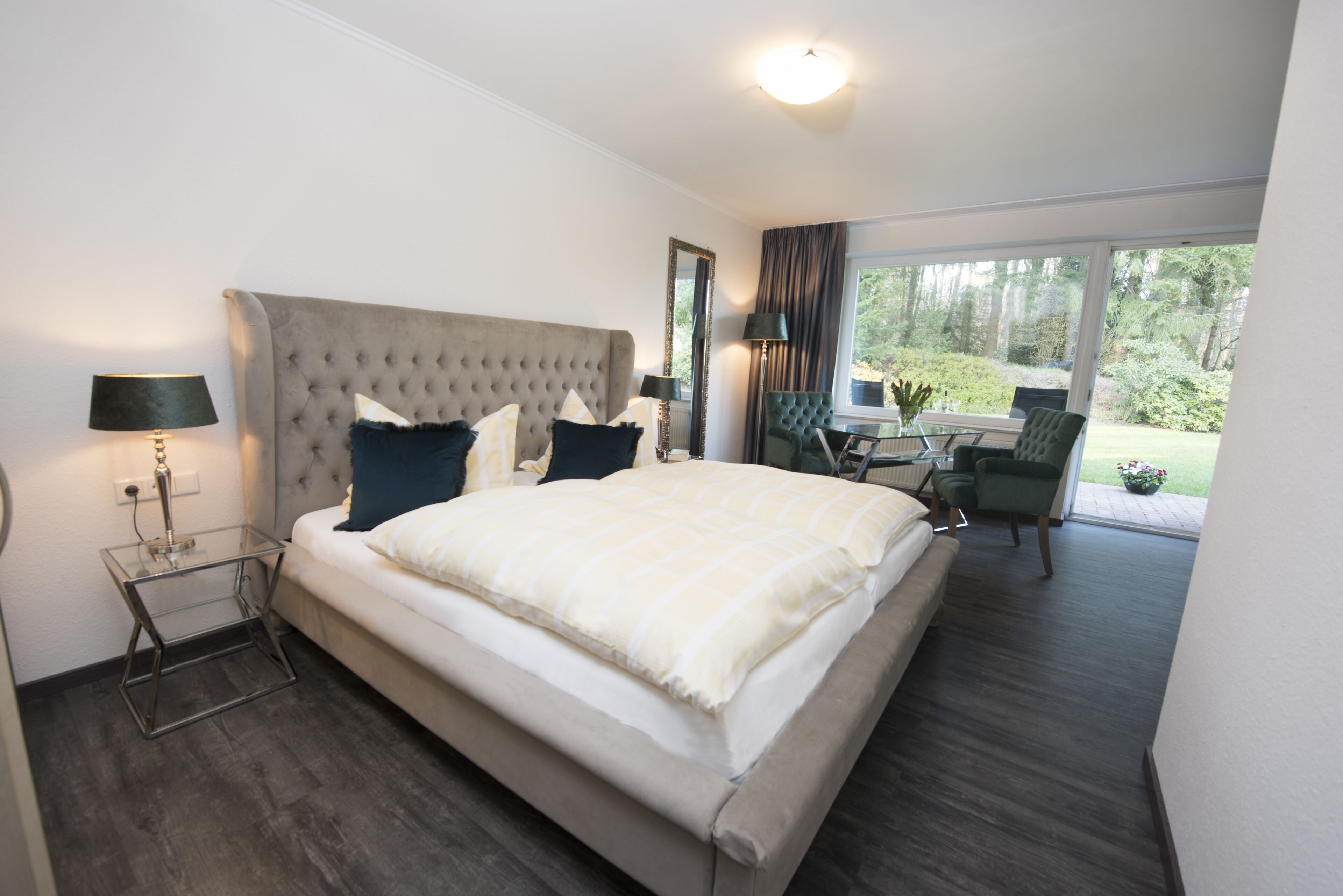 comfort double room, patio | 1 bedroom, desk, laptop workspace, free wifi