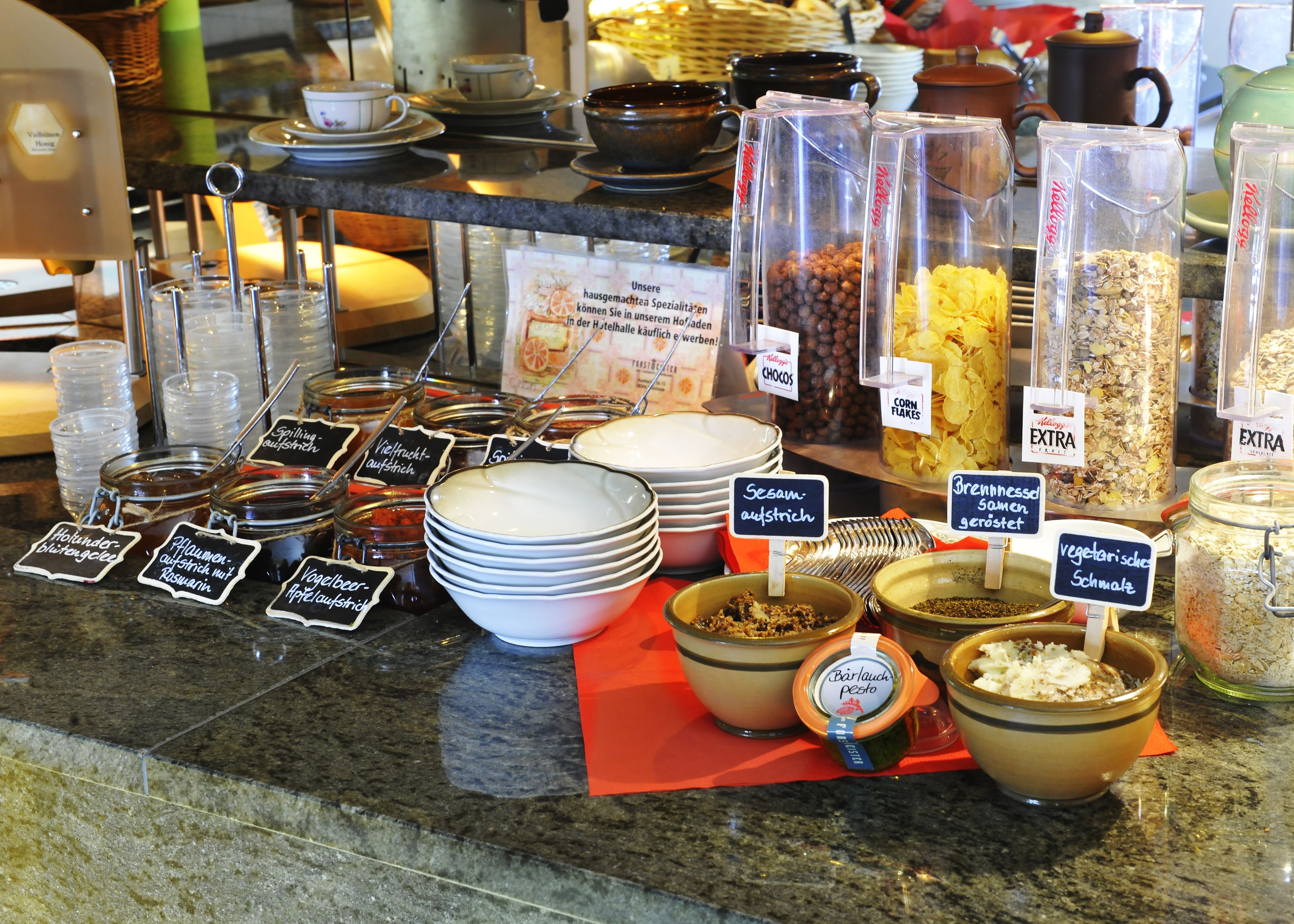 Ilmainen päivittäinen buffetaamiainen 