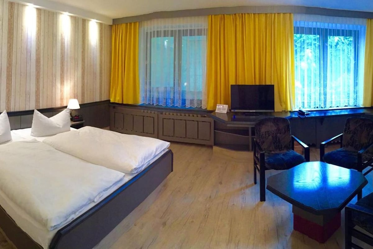 Iron/ironing board (on request), WiFi (free), bed sheets