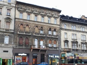 Exterior - Orient Deluxe Apartments (Budapest)