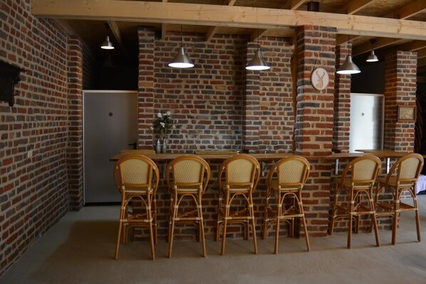 Căn hộ | Bếp riêng | Tủ lạnh, lò vi sóng, lò nướng, bếp nấu