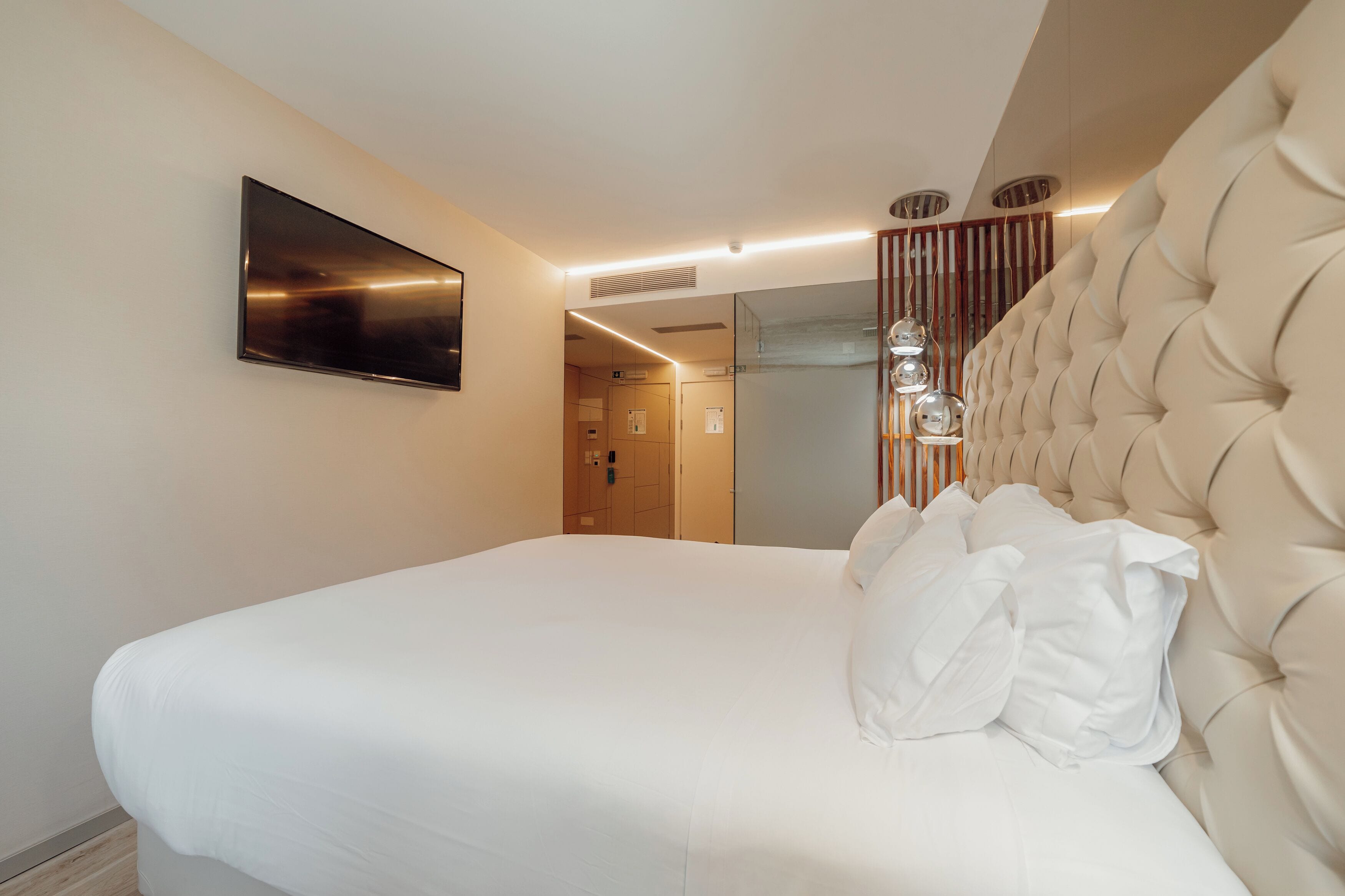 minibar, in-room safe, blackout curtains, soundproofing