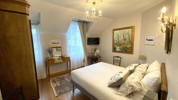 Suite Deluxe, 2 chambres | Literie de qualité supérieure, coffres-forts dans les chambres