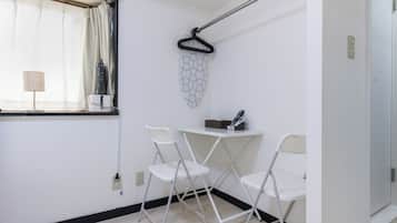 Deluxe-Zimmer, Nichtraucher, Kochnische | Individuell eingerichtet, Bügeleisen/Bügelbrett, kostenloses WLAN