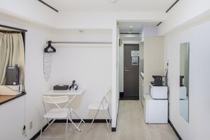 Deluxe Room, Non Smoking, Kitchenette | Individually furnished, iron/ironing board, free WiFi, bed sheets - G-stays Shinjuku (Tokyo)