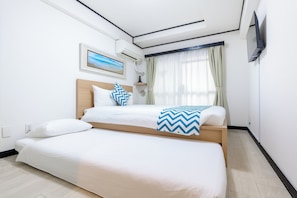 Standard Room, Multiple Beds, Non Smoking | Individually furnished, desk, iron/ironing board, free WiFi - G-stays Shinjuku (Tokyo)