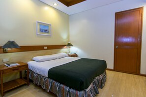 โต๊ะทำงาน, Wi-Fi ฟรี, ผ้าปูที่นอน