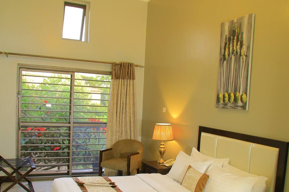 Apartment | Individually furnished, laptop workspace, blackout drapes, soundproofing