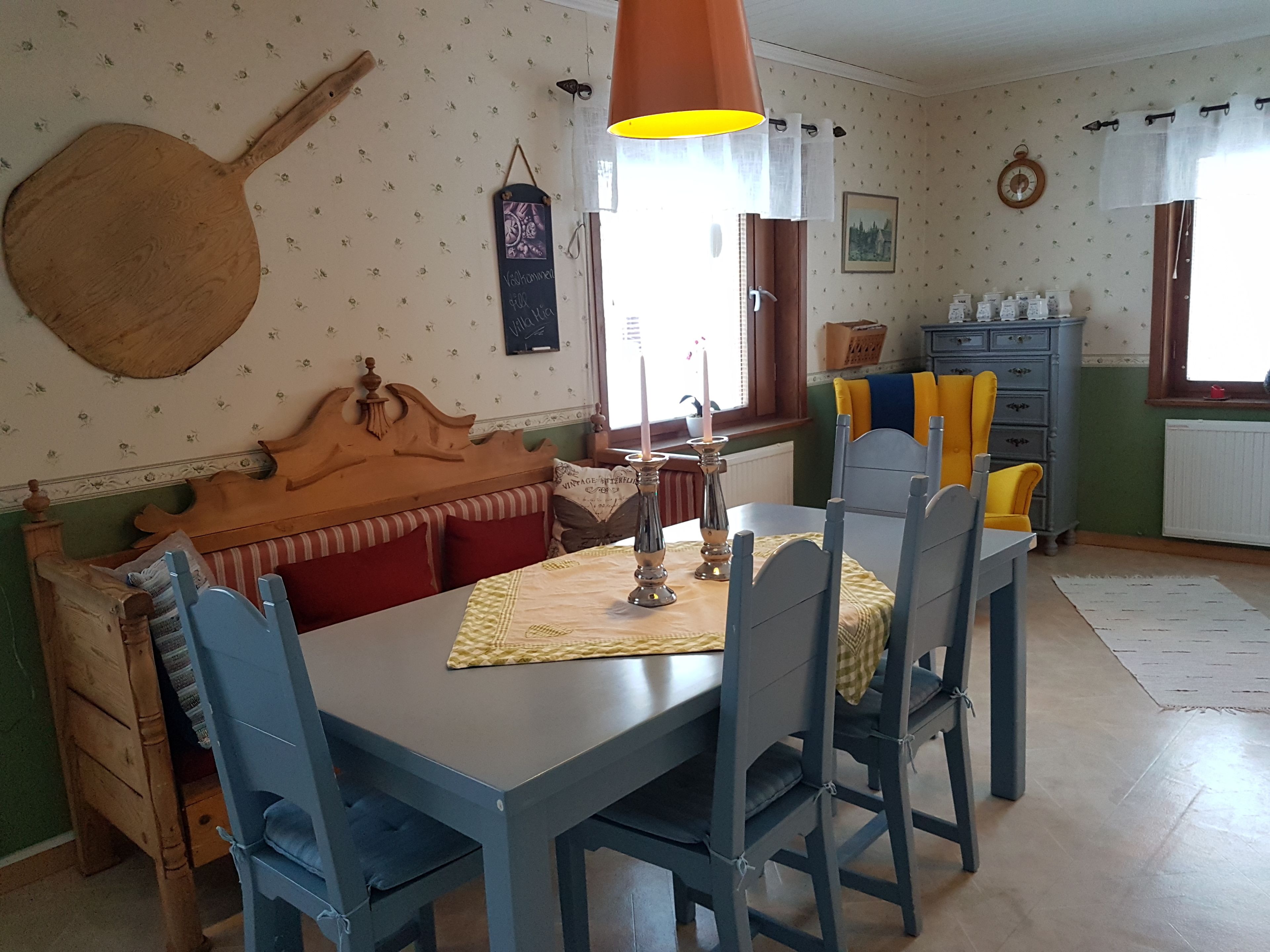 Villa, 4 Bedrooms, Non Smoking, Garden View | In-room dining