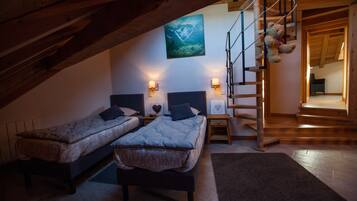 Family Suite, 3 Bedrooms, Non Smoking (Bletonnet) | Individually decorated, individually furnished, soundproofing