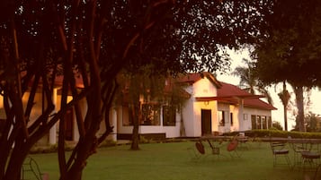 Fassade der Unterkunft â Abend/Nacht