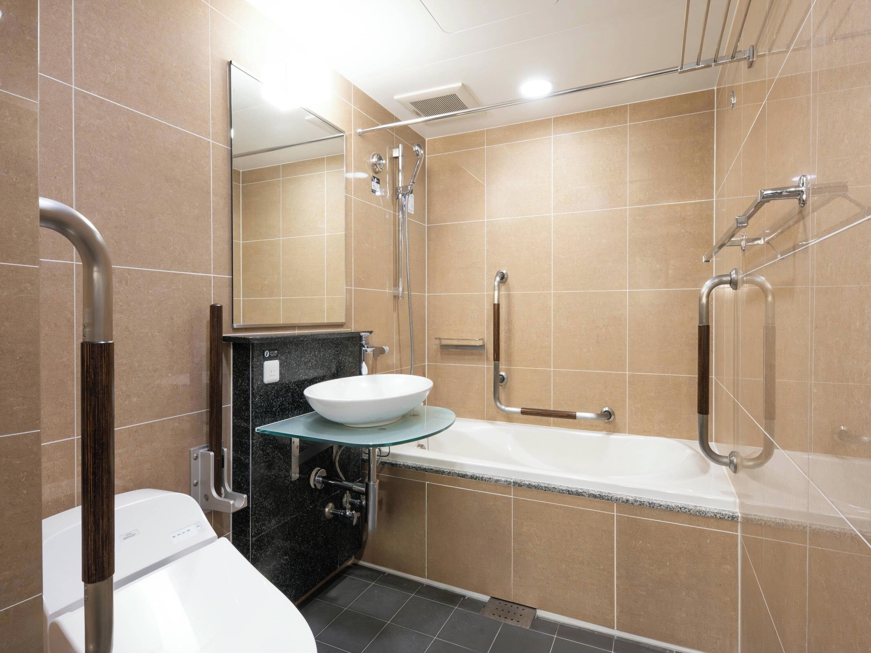 Photo - APA Hotel Nihombashi Bakurocho Ekimae