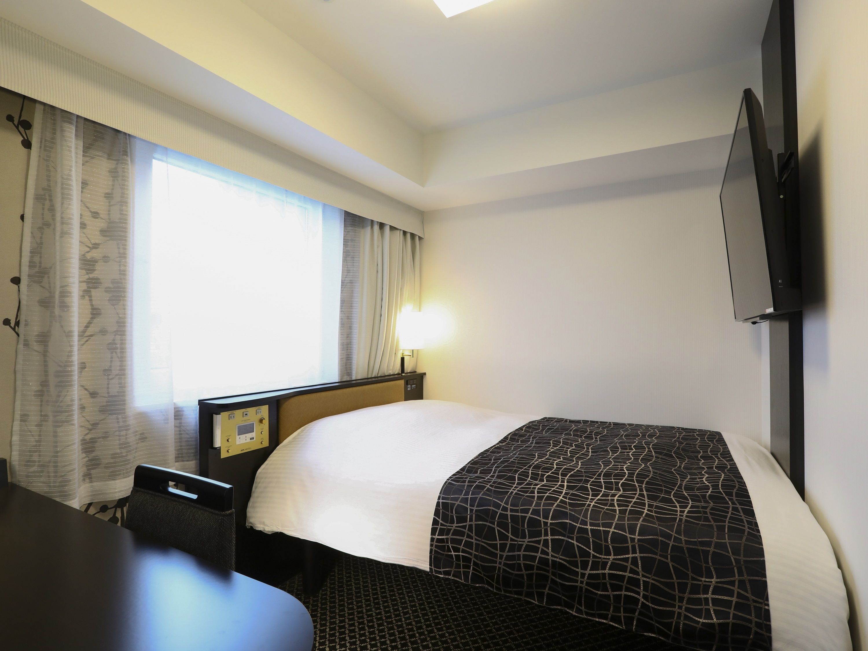 standard room (for 2 adults) - non-smoking | desk, free wifi, bed sheets