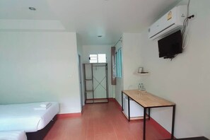 1 bedroom, desk, blackout curtains, rollaway beds
