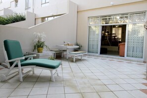 经济公寓 | 露台