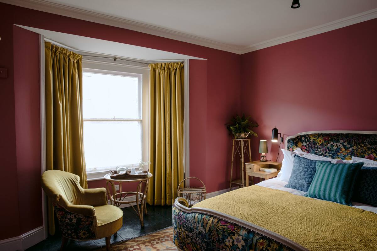 Large Room, Super King (Room 1)