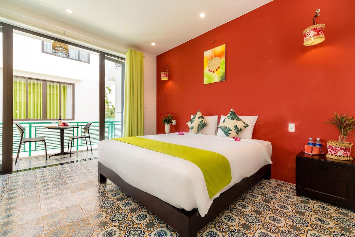 Luxury Double Room | Minibar, desk, free WiFi