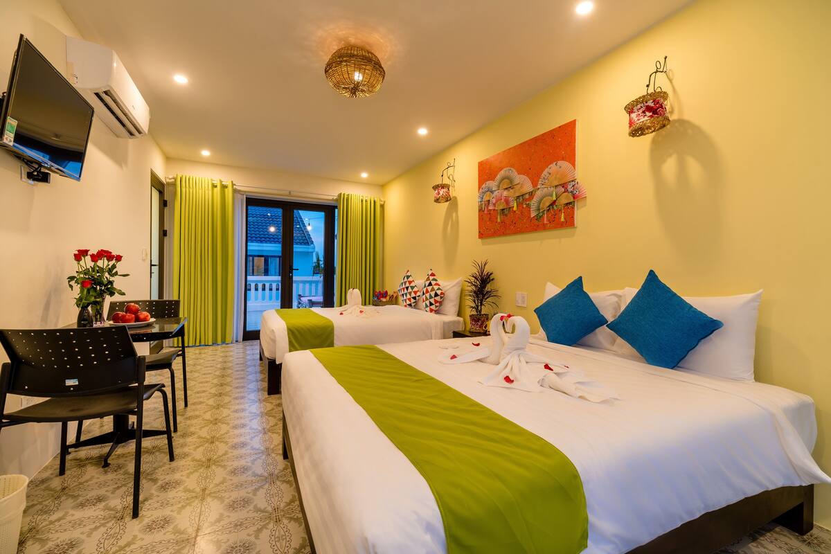 Family Twin Room, 1 Bedroom, Non Smoking, River View | Minibar, desk, free WiFi