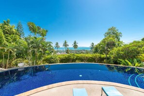 4-Bedroom Villa with Private Pool | Terrace/patio