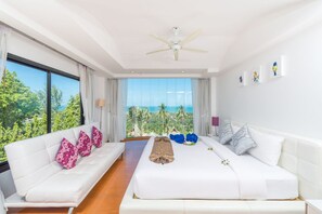 4-Bedroom Villa with Private Pool | 4 camere, una cassaforte in camera, con stile personalizzato