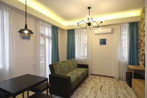 アパートメント 1 ベッドルーム | リビングルーム | LED テレビ