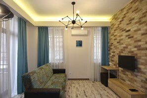 Apartment, 1 Bedroom | Living room | LED TV - Gallery Apartment 1 (Yerevan)