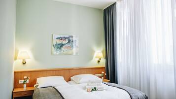 Double or Twin Room | Egyptian cotton sheets, premium bedding, down duvets, pillow-top beds
