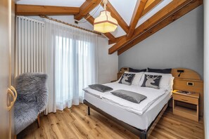 Classic Double or Twin Room | Down comforters, in-room safe, desk, soundproofing - Hotel Folgarida (Dimaro Folgarida)