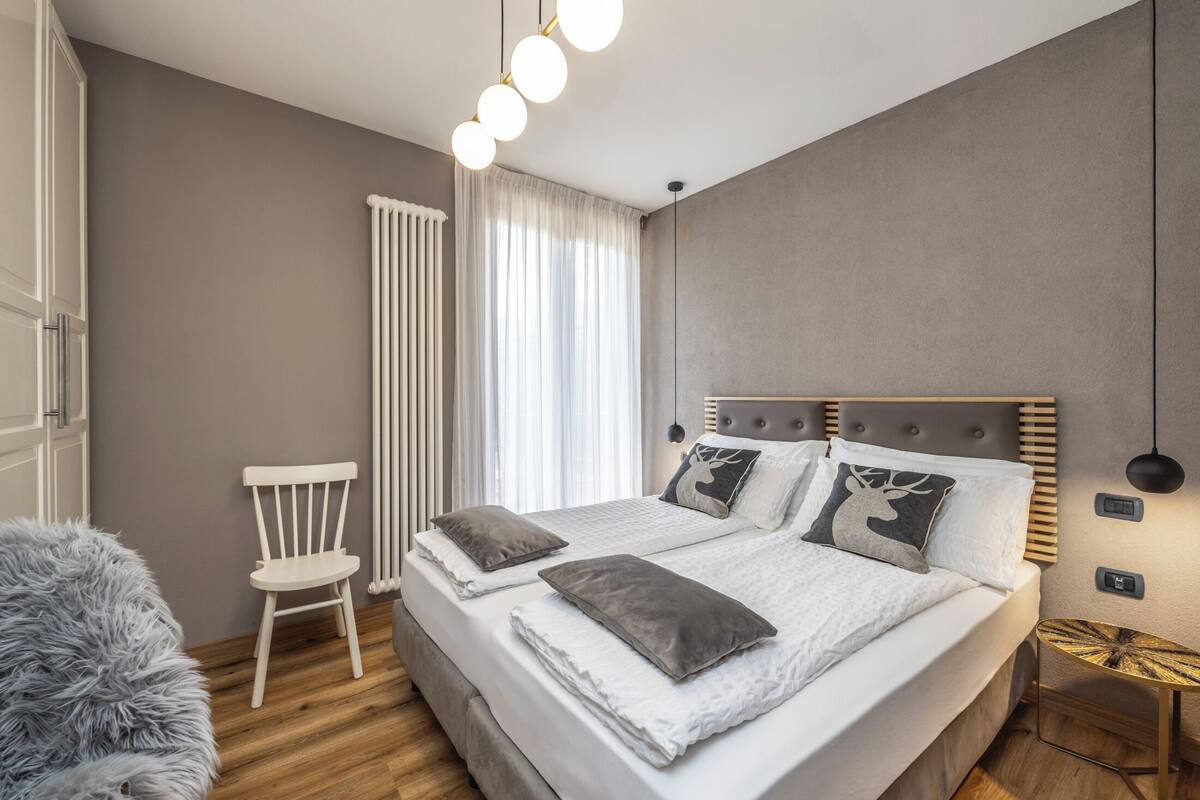 Coffres-forts dans les chambres, bureau, chambres insonorisées