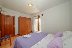 Appartamento, 1 letto king | 1 camera, Wi-Fi gratuito, lenzuola